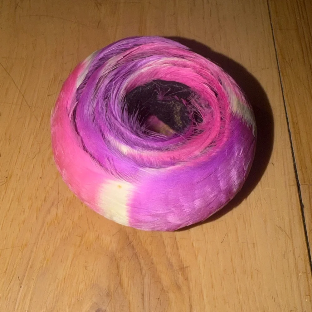 Hawaiian Handmade Feather Hat Band - Picture 2 of 5